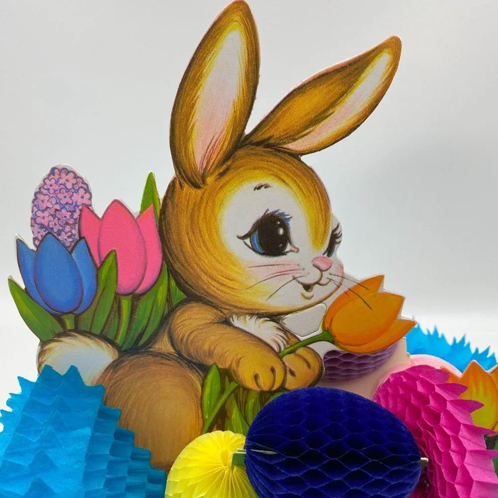 Vintage Beistle Bunny Nest honeycomb art tissue table center piece Easter‎